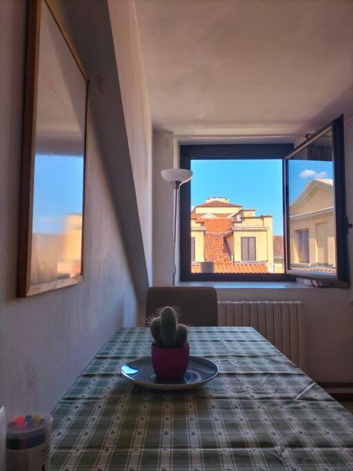 La Casa Di Marta - Ampia Ed Accogliente Mansarda In Piazza Statuto Διαμέρισμα Τορίνο Εξωτερικό φωτογραφία